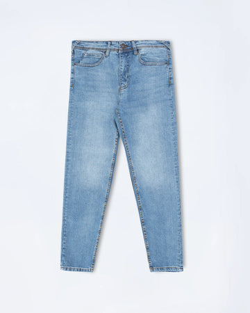 G-O-O-D F-E-L-L-O-W
(light blue) straight fit.